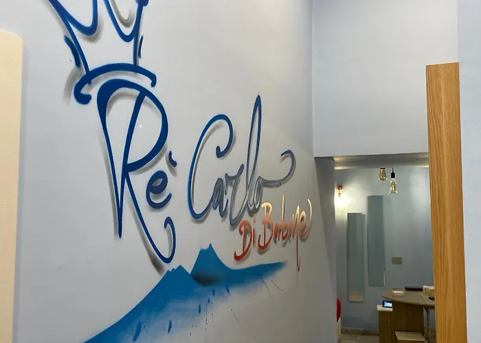 Carlo Di Borbone - Chiaia Napoli